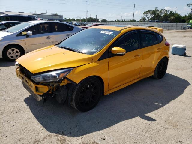 FORD FOCUS ST 2015 with VIN 1FADP3L99FL286131 - Photo from auction