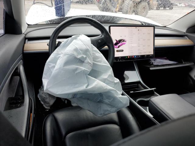 Photo 8 from auction – 2018 TESLA MODEL 3 with VIN 5YJ3E1EA2JF049323