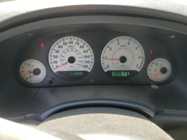 Photo 9 from auction – 2005 CHRYSLER TOWN & COU with VIN 2C4GP44RX5R152035