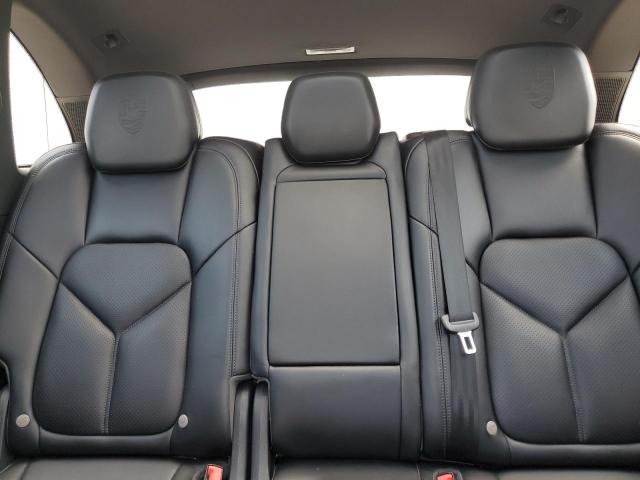 Photo 10 from auction – 2018 PORSCHE CAYENNE with VIN WP1AA2A22JKA03791