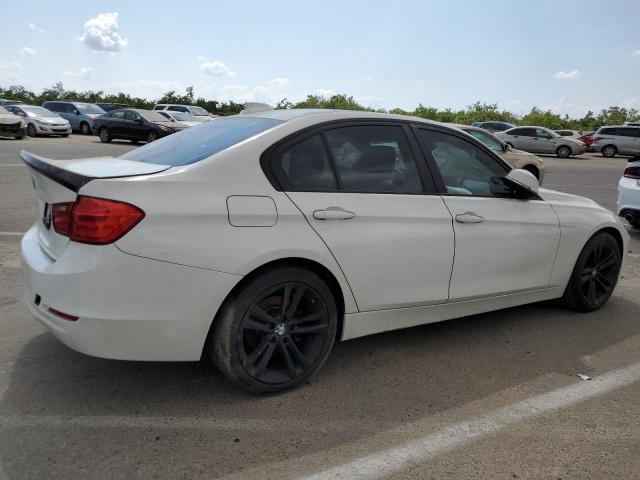 Photo 3 from auction – 2013 BMW 328 I with VIN WBA3A5C58DF353407