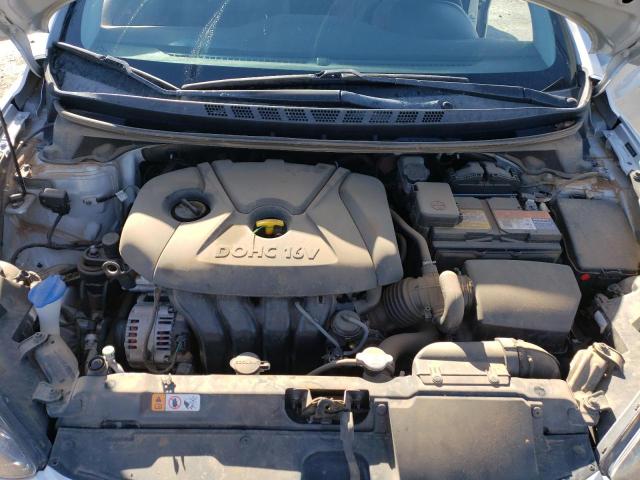 Photo 11 from auction – 2016 HYUNDAI ELANTRA SE with VIN 5NPDH4AE6GH733601