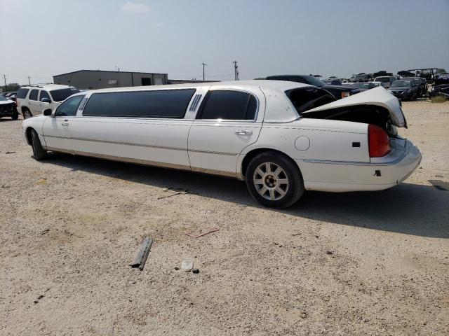 Photo 2 from auction – 2005 LINCOLN TOWN CAR E with VIN 1L1FM88W75Y626110