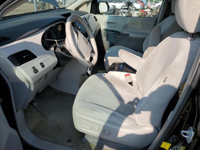 Photo 7 from auction – 2013 TOYOTA SIENNA LE with VIN 5TDKK3DC1DS303302