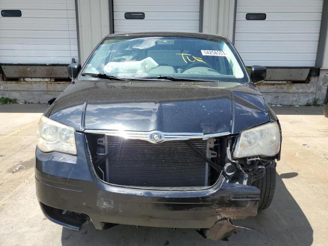 Photo 5 from auction – 2009 CHRYSLER TOWN & COU with VIN 2A8HR44E89R502109