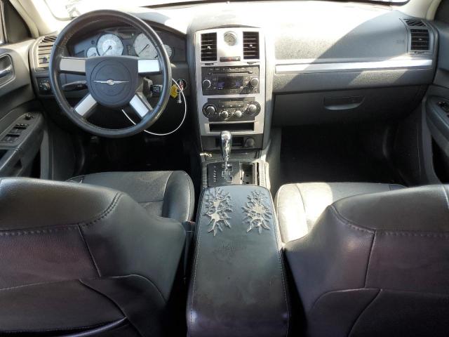 Photo 8 from auction – 2010 CHRYSLER 300 TOURIN with VIN 2C3CA5CV2AH305452