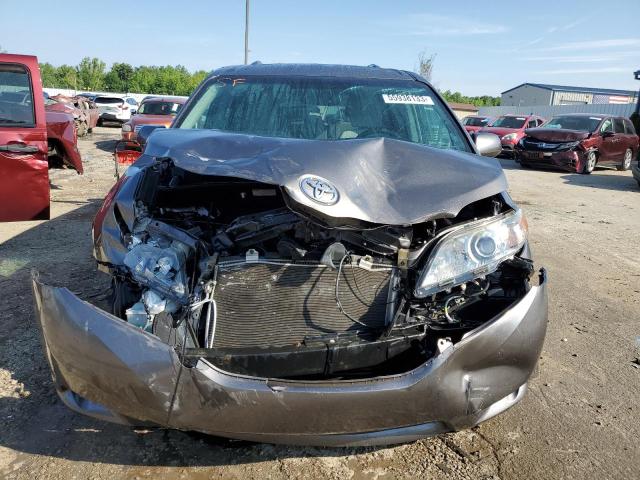 Photo 5 from auction – 2017 TOYOTA SIENNA LE with VIN 5TDKZ3DC0HS797881