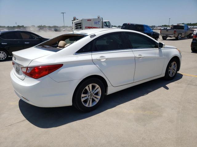 Photo 3 from auction – 2012 HYUNDAI SONATA GLS with VIN 5NPEB4AC6CH450582