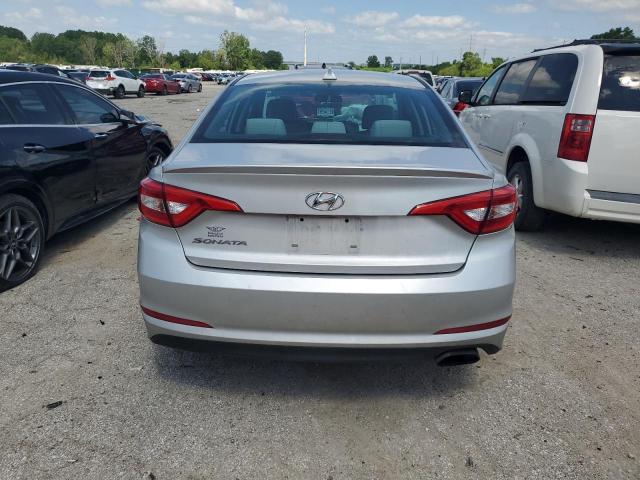 Photo 6 from auction – 2017 HYUNDAI SONATA SE with VIN 5NPE24AF7HH453735