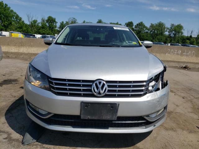 Photo 5 from auction – 2013 VOLKSWAGEN PASSAT SEL with VIN 1VWCP7A32DC078646