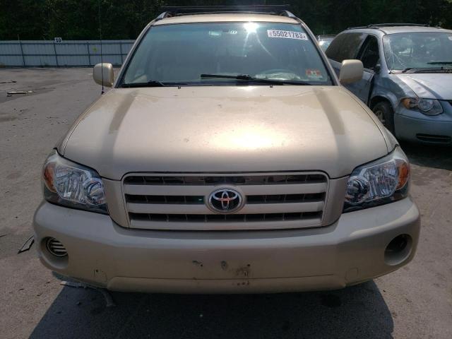 Photo 5 from auction – 2004 TOYOTA HIGHLANDER with VIN JTEGD21A240089688