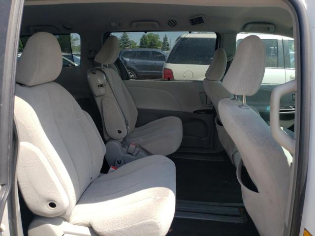 Photo 10 from auction – 2013 TOYOTA SIENNA LE with VIN 5TDKK3DCXDS353101