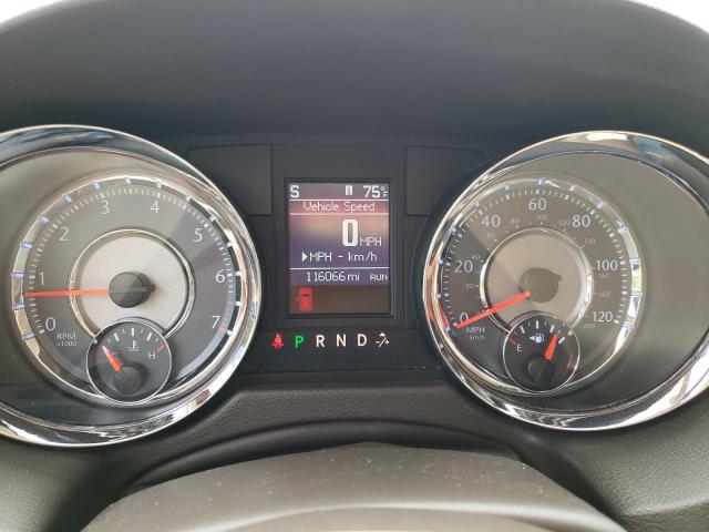 Photo 9 from auction – 2013 CHRYSLER TOWN & COU with VIN 2C4RC1CG0DR570752