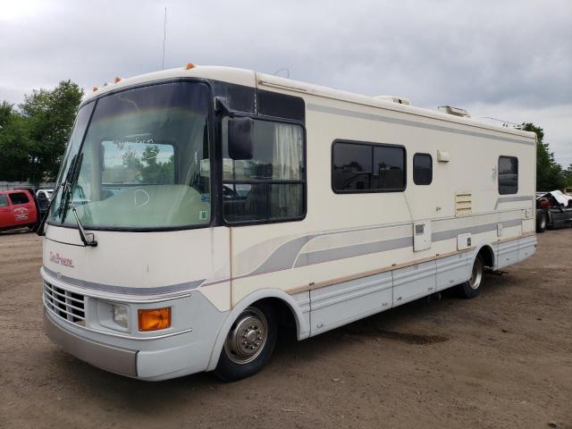 Photo 2 from auction – 1994 GMC SEO with VIN 1GBKP37N8R3312767