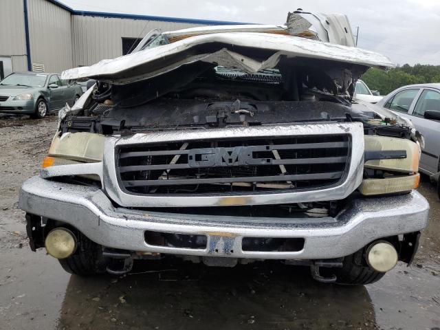 Photo 5 from auction – 2004 GMC NEW SIERRA with VIN 2GTEK13T641306402