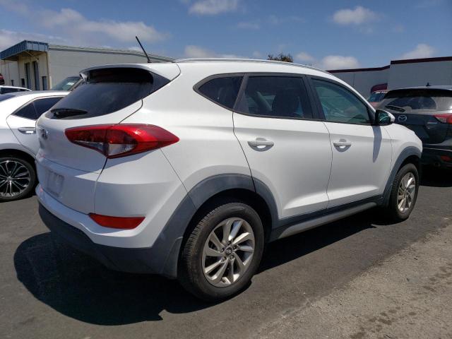 Photo 3 from auction – 2017 HYUNDAI TUCSON LIM with VIN KM8J33A4XHU306010