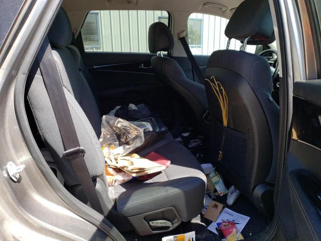 Photo 11 from auction – 2016 KIA SORENTO LX with VIN 5XYPGDA34GG140633