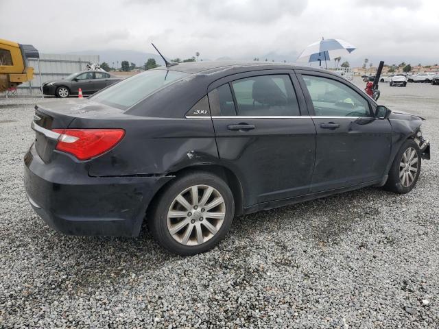 Photo 3 from auction – 2013 CHRYSLER 200 TOURIN with VIN 1C3CCBBB4DN679024