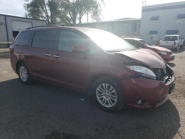 Photo 4 from auction – 2015 TOYOTA SIENNA XLE with VIN 5TDYK3DC9FS577666
