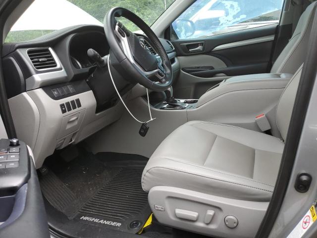 Photo 7 from auction – 2019 TOYOTA HIGHLANDER with VIN 5TDJGRFH1KS062735