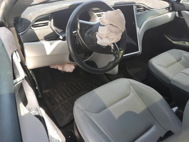 Photo 8 from auction – 2015 TESLA MODEL S with VIN 5YJSA1E4XFF102388