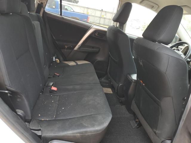 Photo 11 from auction – 2015 TOYOTA RAV4 LE with VIN 2T3BFREVXFW361112