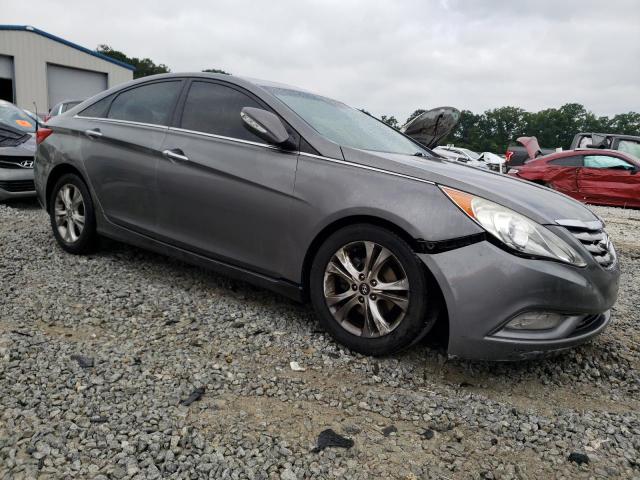 Photo 4 from auction – 2011 HYUNDAI SONATA LIM with VIN 5NPEC4AC3BH022447