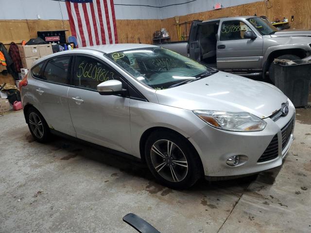Photo 4 from auction – 2014 FORD FOCUS SE with VIN 1FADP3K25EL365265
