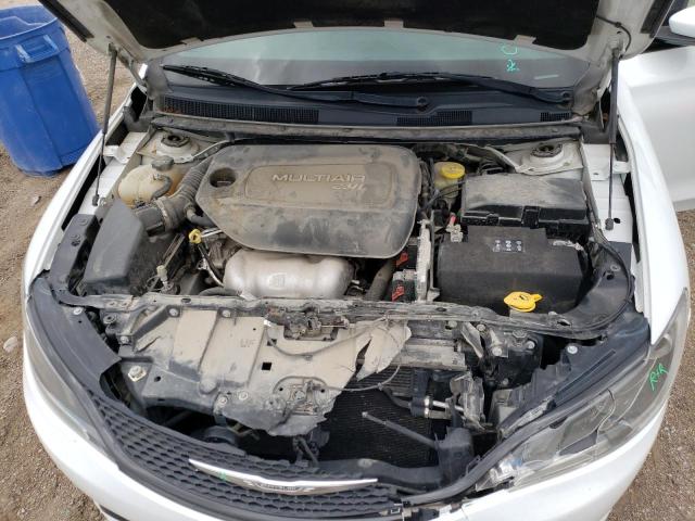 Снимка 11 от търг – 2016 CHRYSLER 200 S с VIN 1C3CCCBB1GN176268