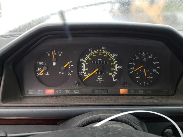 Photo 9 from auction – 1995 MERCEDES-BENZ E 300D with VIN WDBEB31E2SC249685