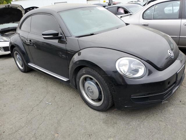 Photo 4 from auction – 2012 VOLKSWAGEN BEETLE with VIN 3VWJP7AT2CM640565