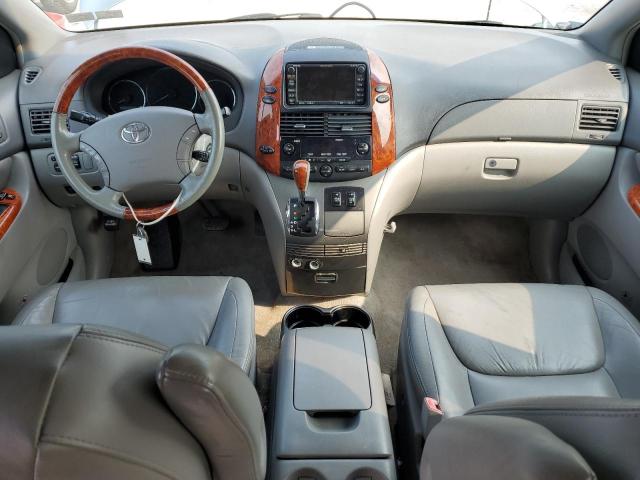 Photo 8 from auction – 2010 TOYOTA SIENNA XLE with VIN 5TDYK4CC5AS317541
