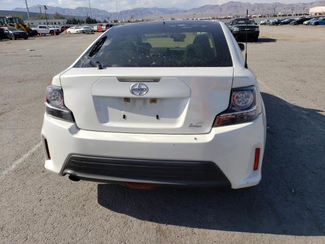 Photo 6 from auction – 2016 TOYOTA SCION TC with VIN JTKJF5C7XGJ023534