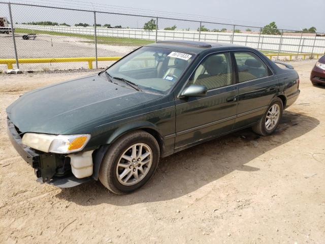 TOYOTA CAMRY LE 2000 with VIN JT2BF28K7Y0236822 - Photo from auction