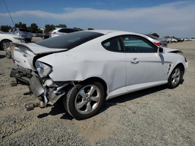 Photo 3 from auction – 2005 HYUNDAI TIBURON with VIN KMHHM65D85U169247