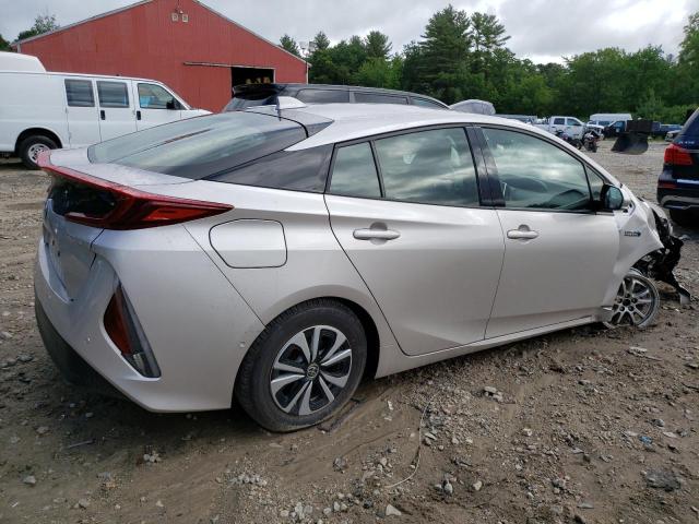 Photo 3 from auction – 2018 TOYOTA PRIUS PRIM with VIN JTDKARFP7J3089970