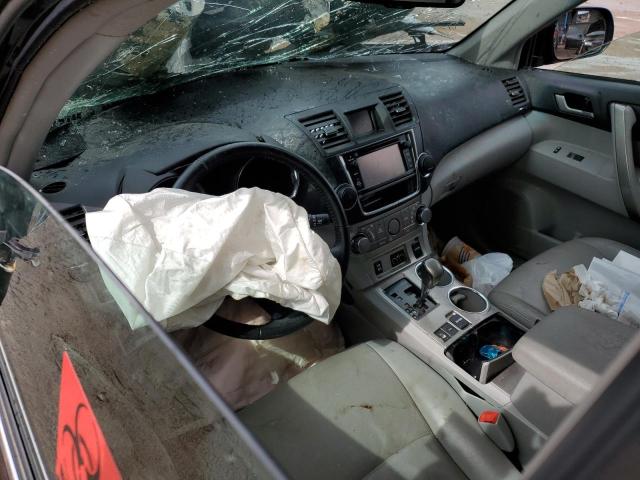 Photo 8 from auction – 2013 TOYOTA HIGHLANDER with VIN 5TDBK3EH0DS231857