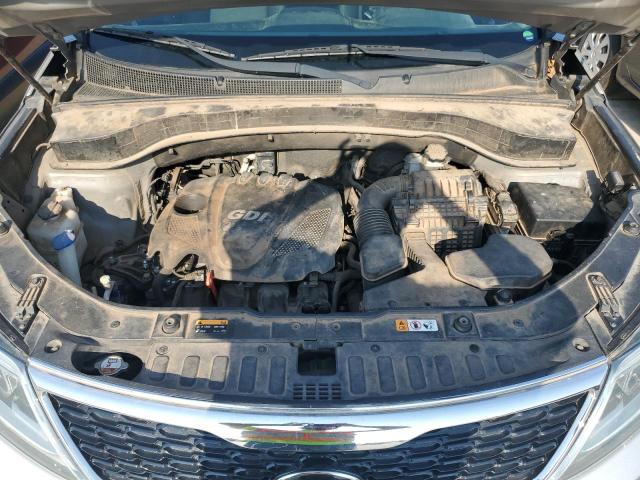 Photo 11 from auction – 2015 KIA SORENTO LX with VIN 5XYKT4A67FG626853