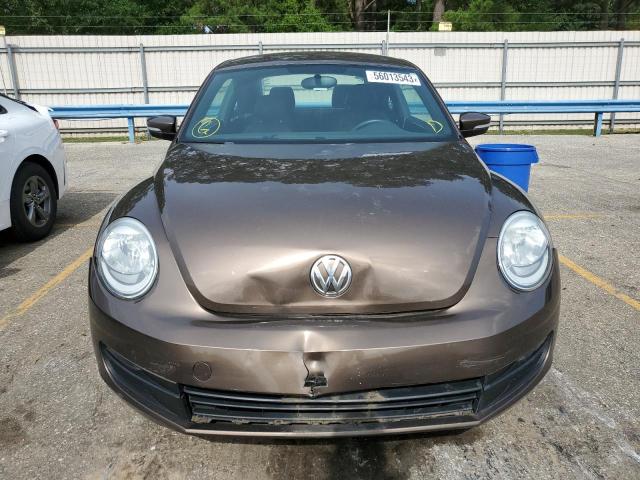 Photo 5 from auction – 2012 VOLKSWAGEN BEETLE with VIN 3VWJP7AT2CM628805