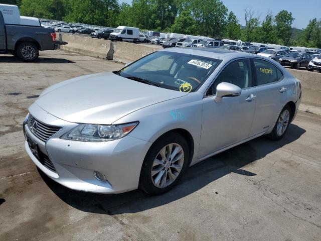 LEXUS ES 300H 2013 с VIN JTHBW1GG8D2015399 - Фото с аукциона