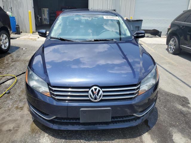 Photo 5 from auction – 2015 VOLKSWAGEN PASSAT S with VIN 1VWAT7A38FC020711