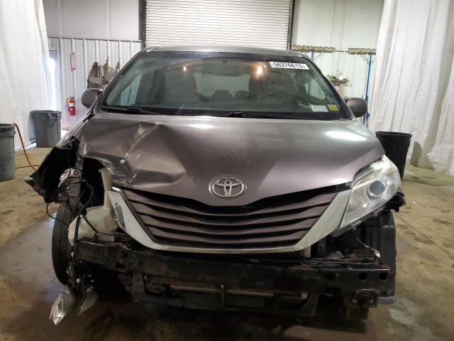 Photo 5 from auction – 2015 TOYOTA SIENNA LE with VIN 5TDKK3DC3FS644770