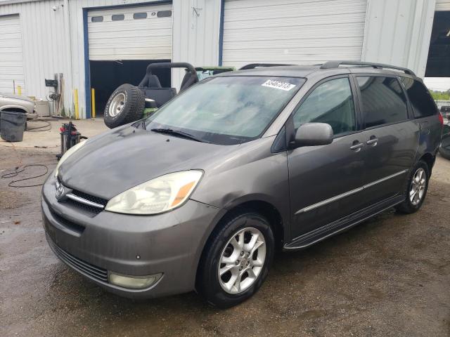 TOYOTA SIENNA XLE 2004 with VIN 5TDBA22C94S014247 - Photo from auction