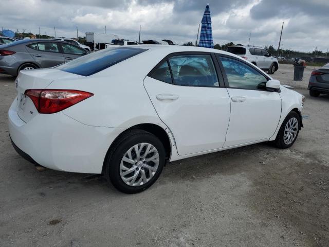 Photo 3 from auction – 2018 TOYOTA COROLLA L with VIN 2T1BURHE1JC086198
