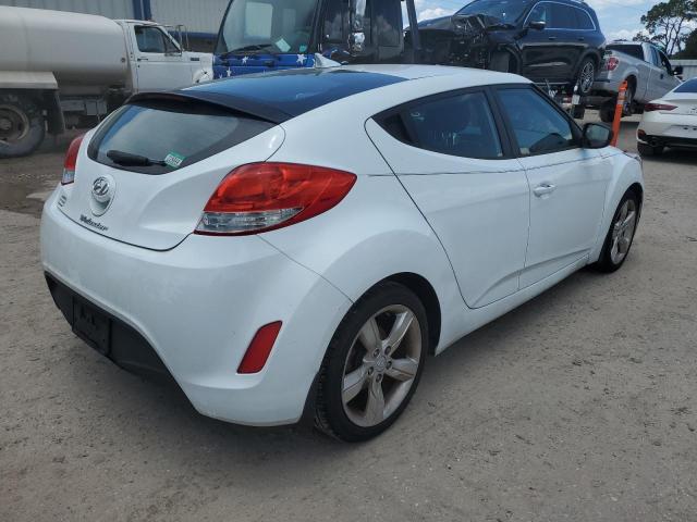 Photo 3 from auction – 2013 HYUNDAI VELOSTER with VIN KMHTC6AD9DU179366