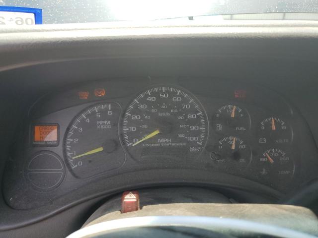 Photo 9 from auction – 2000 CHEVROLET SUBURBAN with VIN 3GNFK16T7YG107024