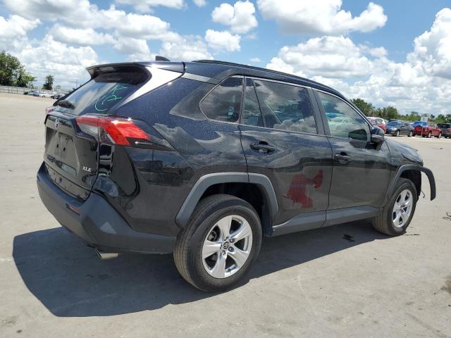 Photo 3 from auction – 2019 TOYOTA RAV4 XLE with VIN 2T3W1RFV1KW054100