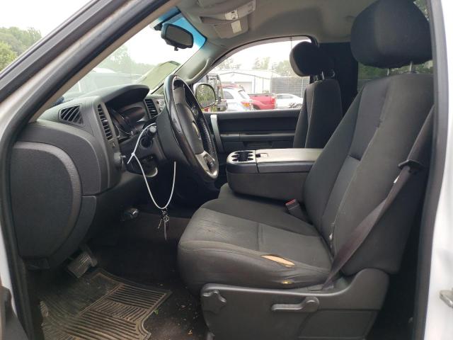 Photo 7 from auction – 2011 CHEVROLET SILVERADO with VIN 1GCNKSE06BZ308552