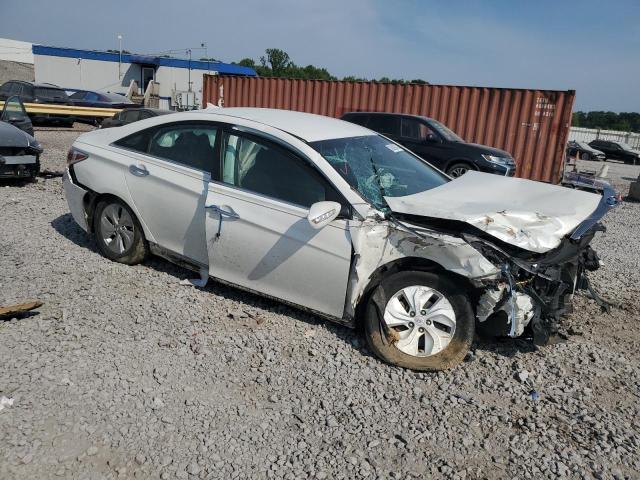 Photo 4 from auction – 2013 HYUNDAI SONATA HYB with VIN KMHEC4A49DA086815