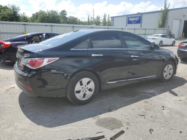 Photo 3 from auction – 2012 HYUNDAI SONATA HYB with VIN KMHEC4A46CA020740